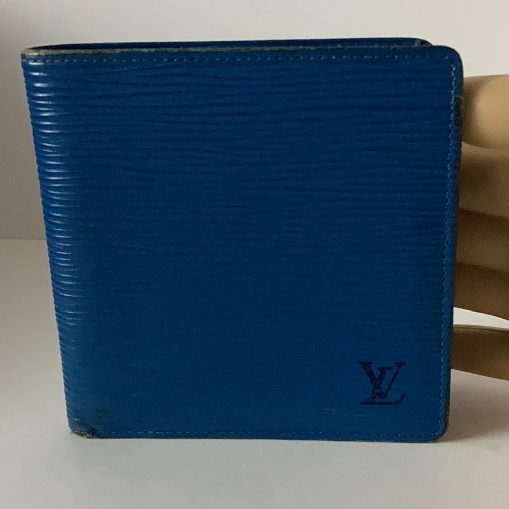 Authentic Louis Vuitton Blue Epi Leather Wallet